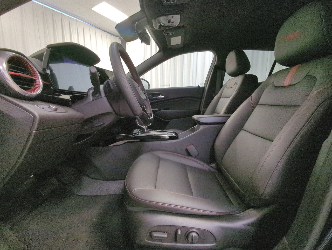 2025 Chevrolet Trax 2RS-10