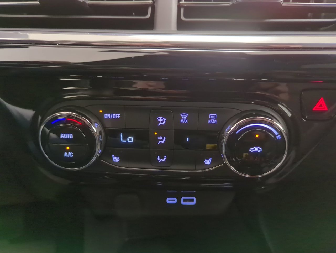 2025 Chevrolet Trax 2RS-17