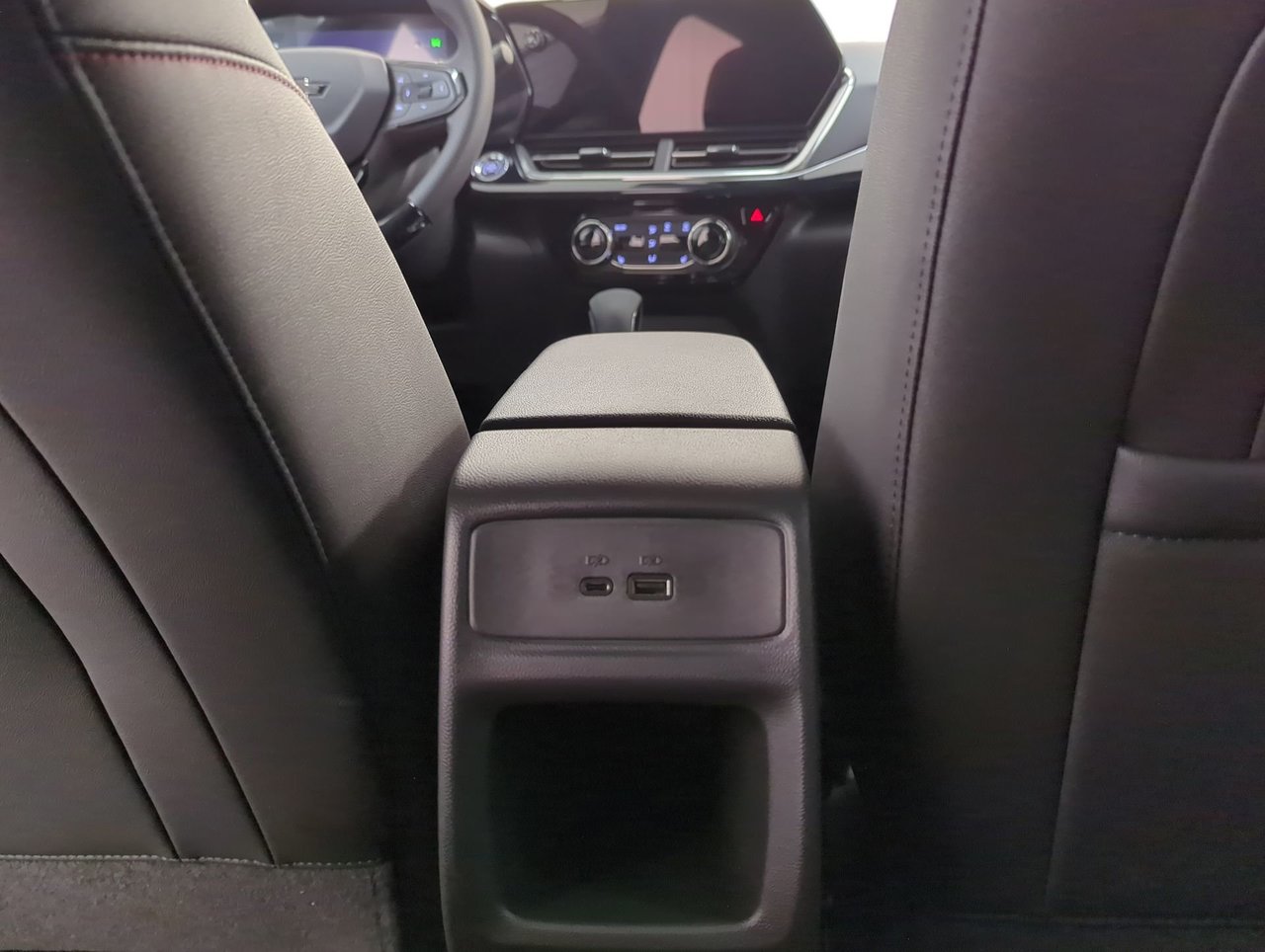 2025 Chevrolet Trax 2RS-19