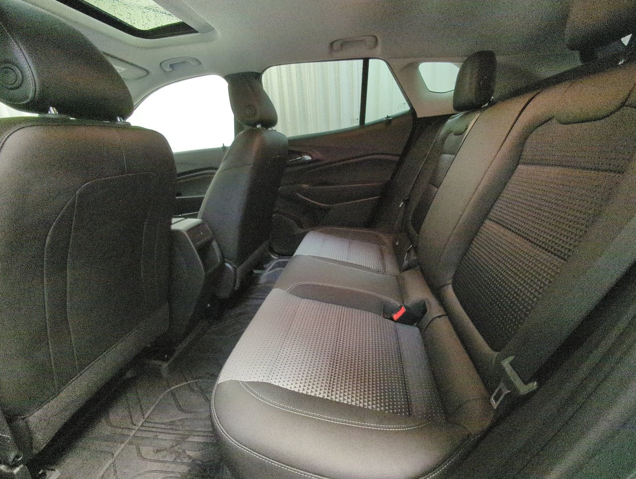 2025 Chevrolet Trax LT-21