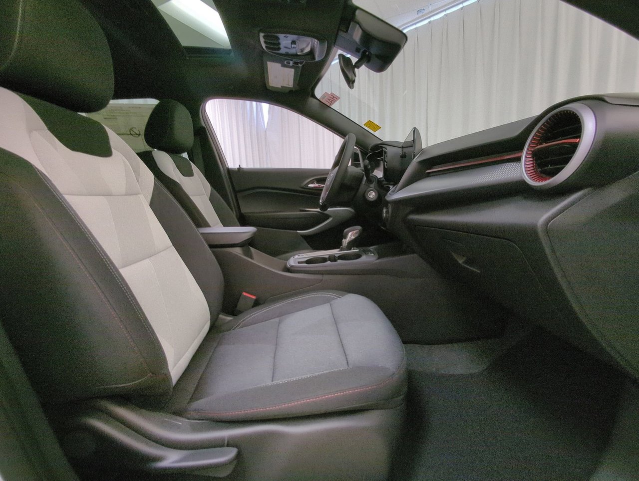 2025 Chevrolet Trax 1RS-23