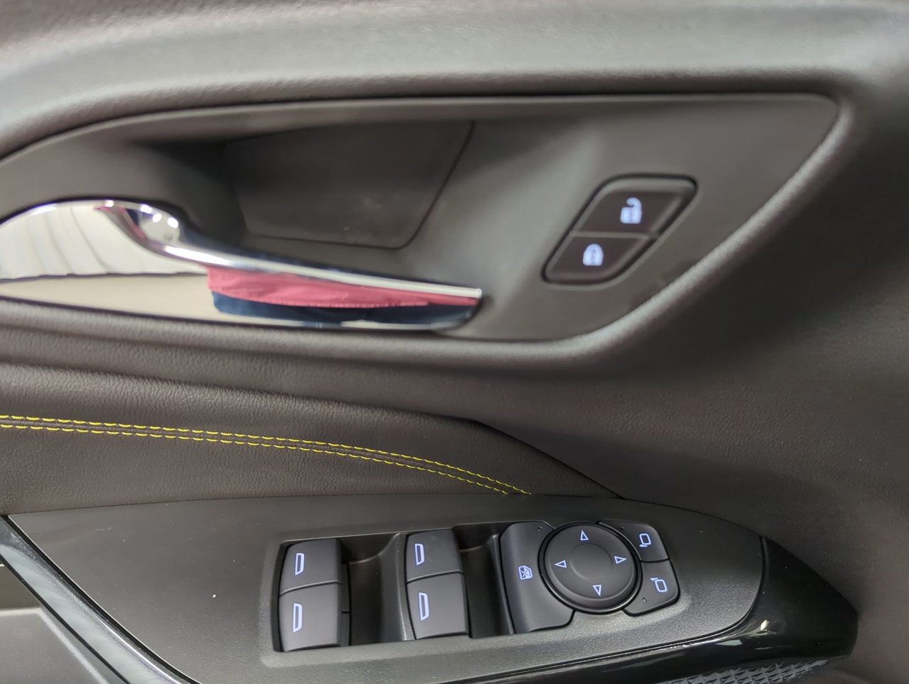 2025 Chevrolet Trax ACTIV-12