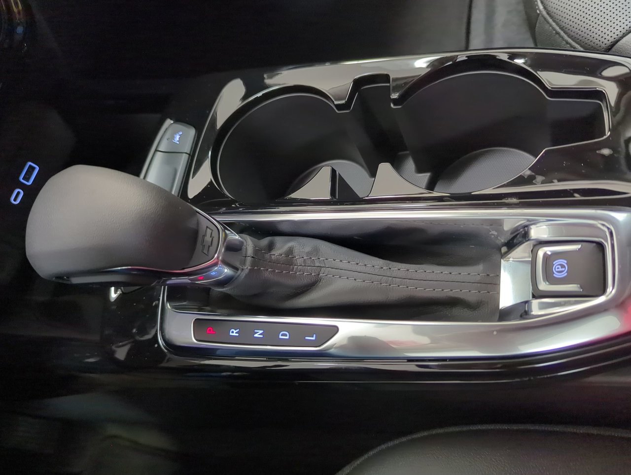 2025 Chevrolet Trax ACTIV-18