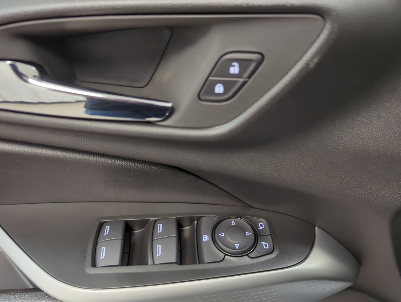 2025 Chevrolet Trax 1RS-12