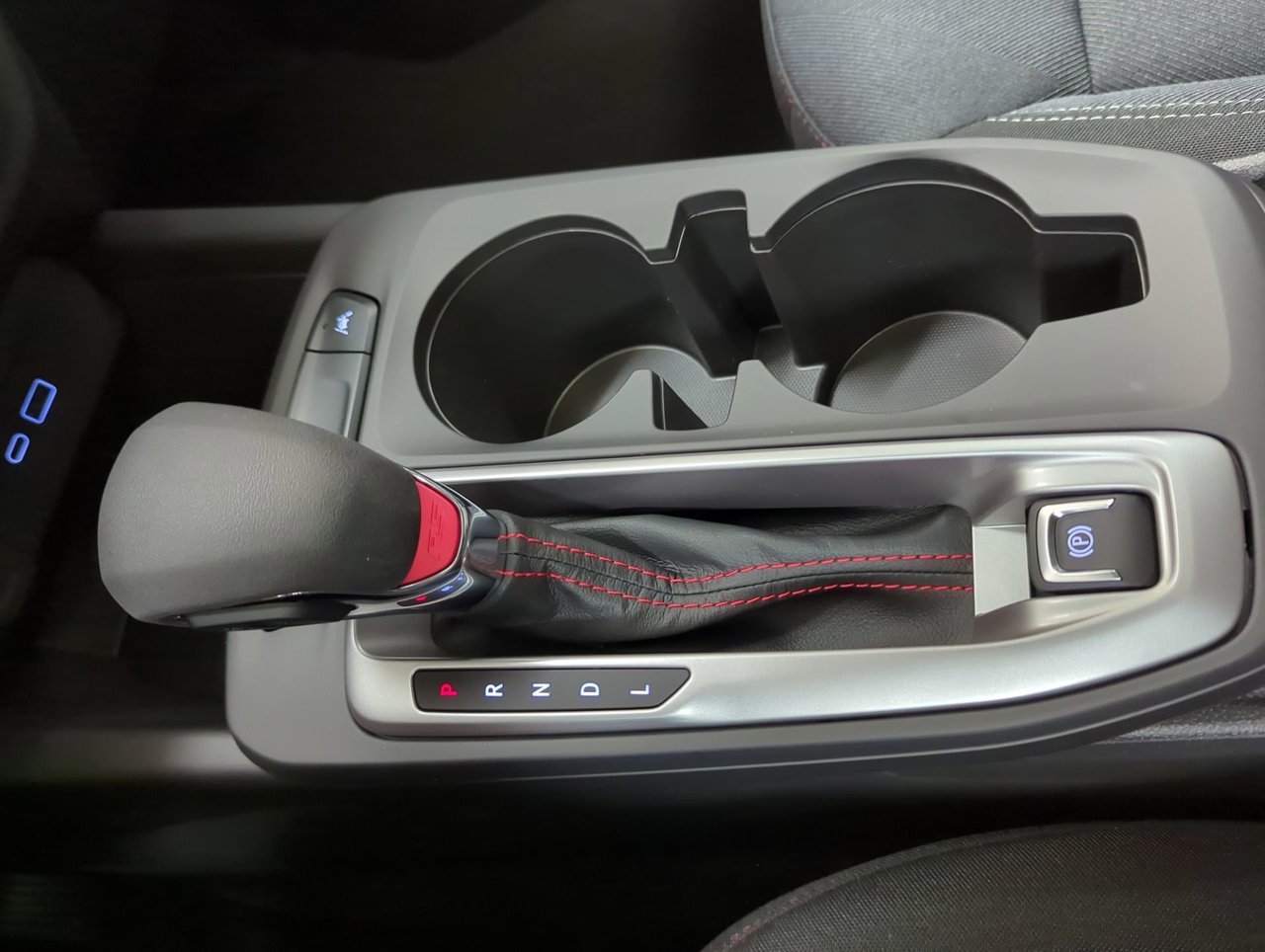 2025 Chevrolet Trax 1RS-18