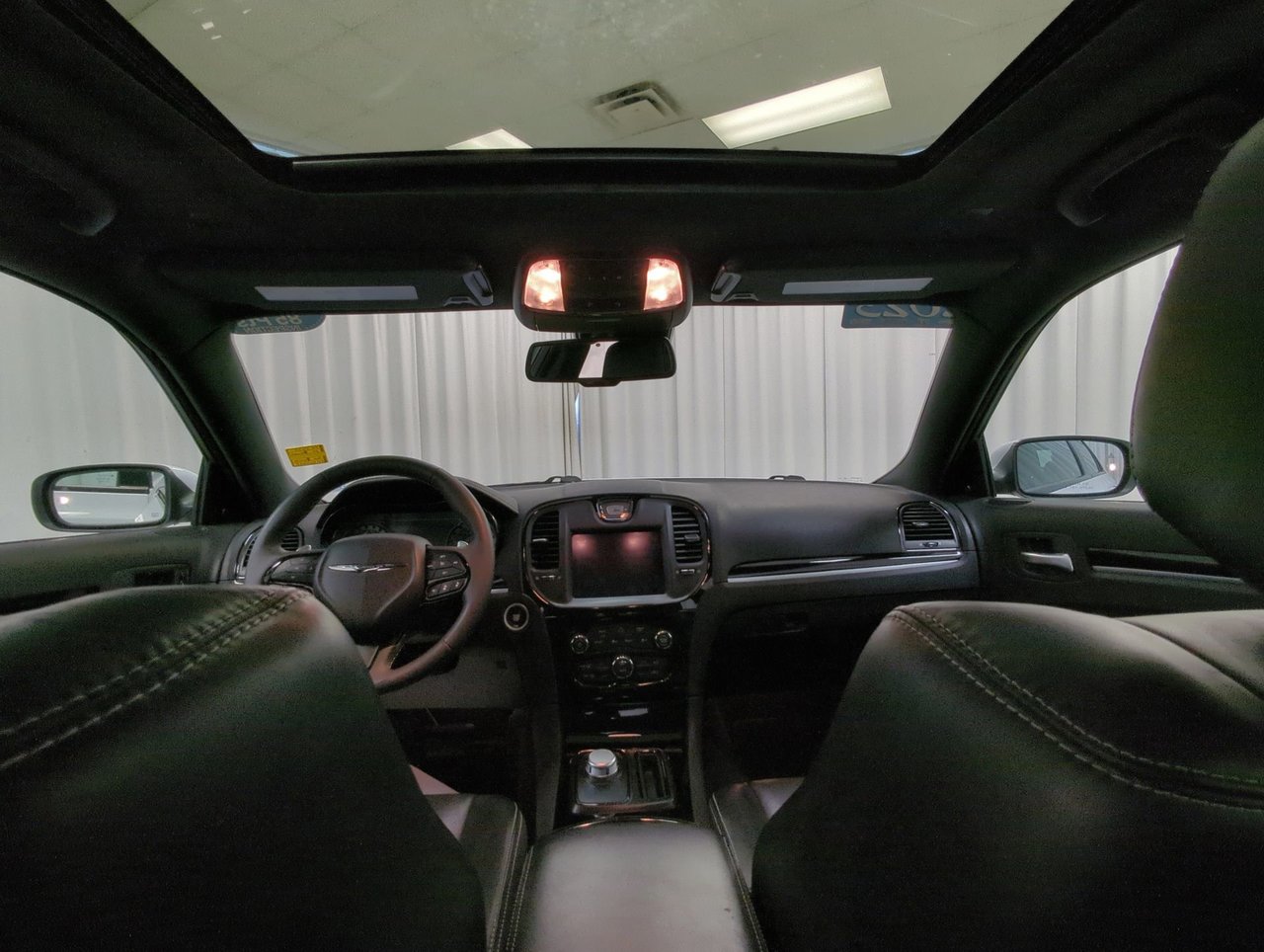 2023 Chrysler 300 S-21