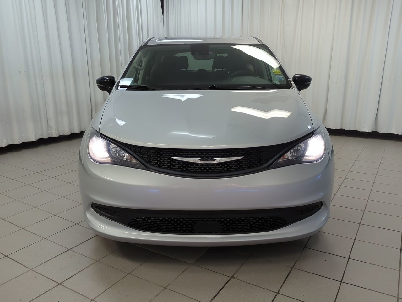 2024 Chrysler Grand Caravan SXT-2