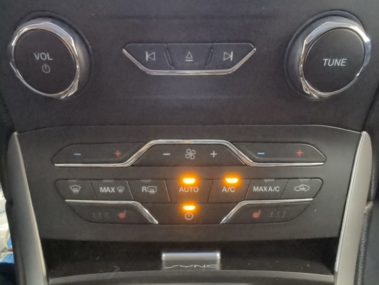 2016 Ford Edge SEL-18