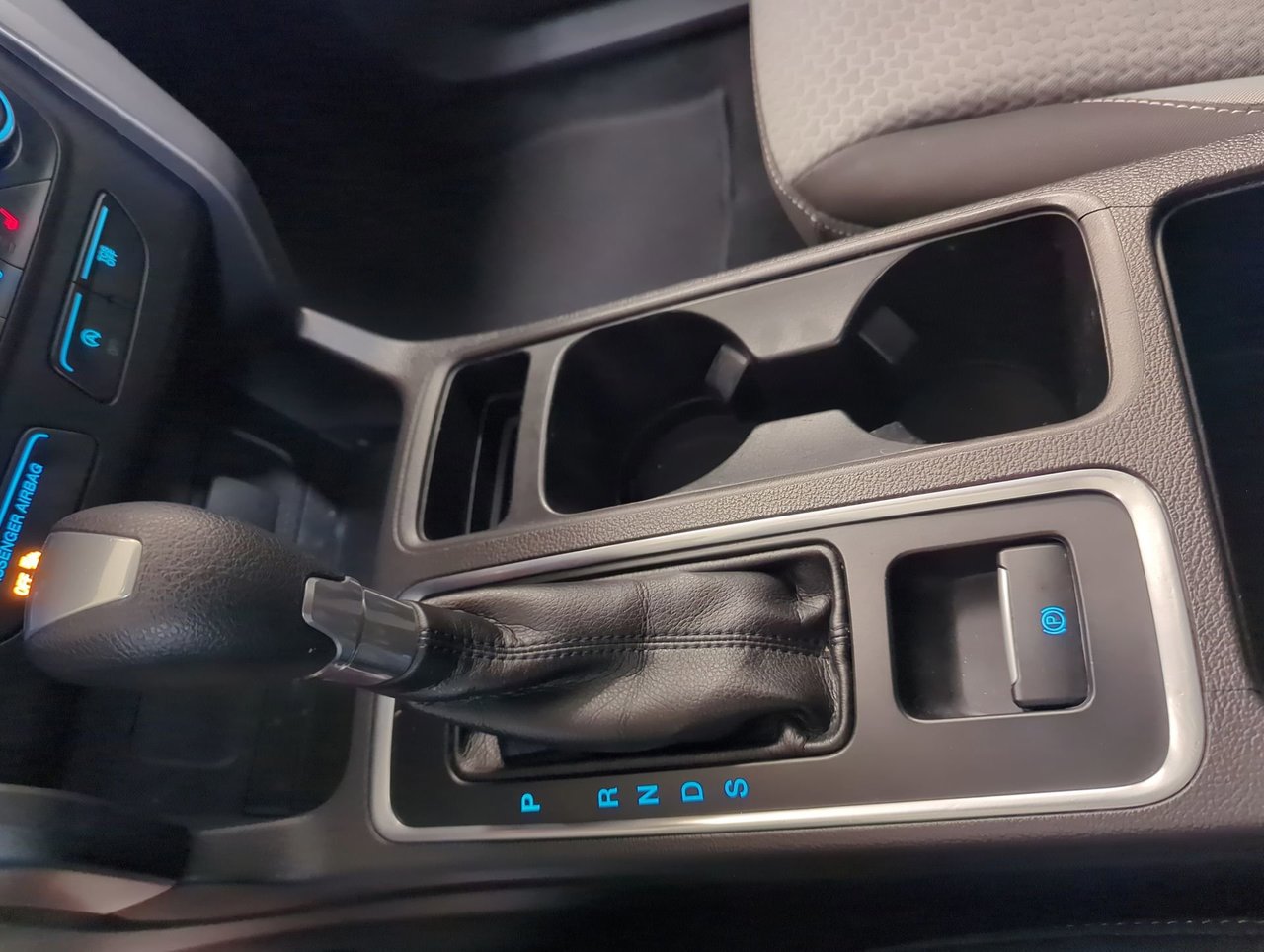 2017 Ford Escape SE-18