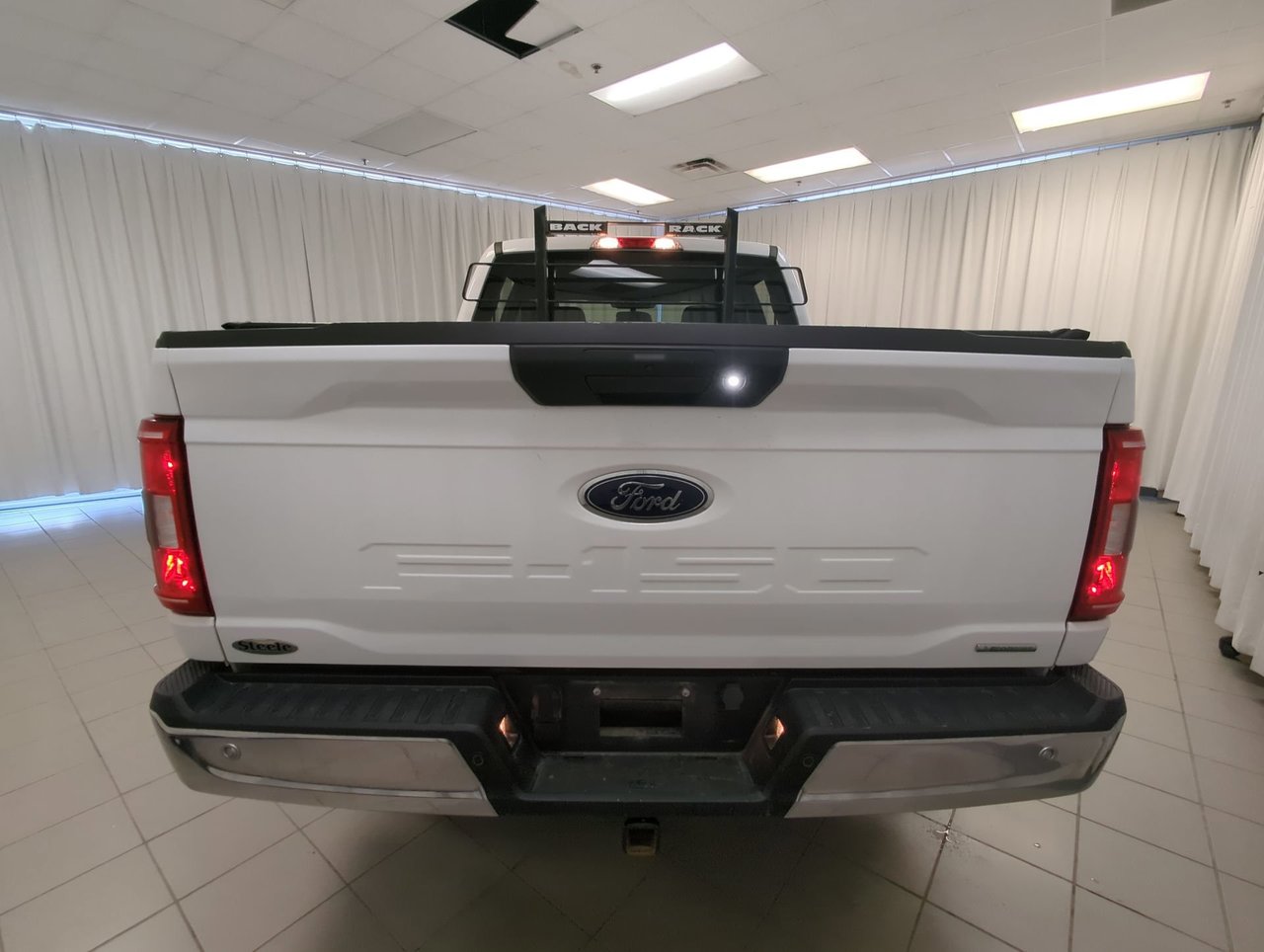 2023 Ford F-150 XLT-22