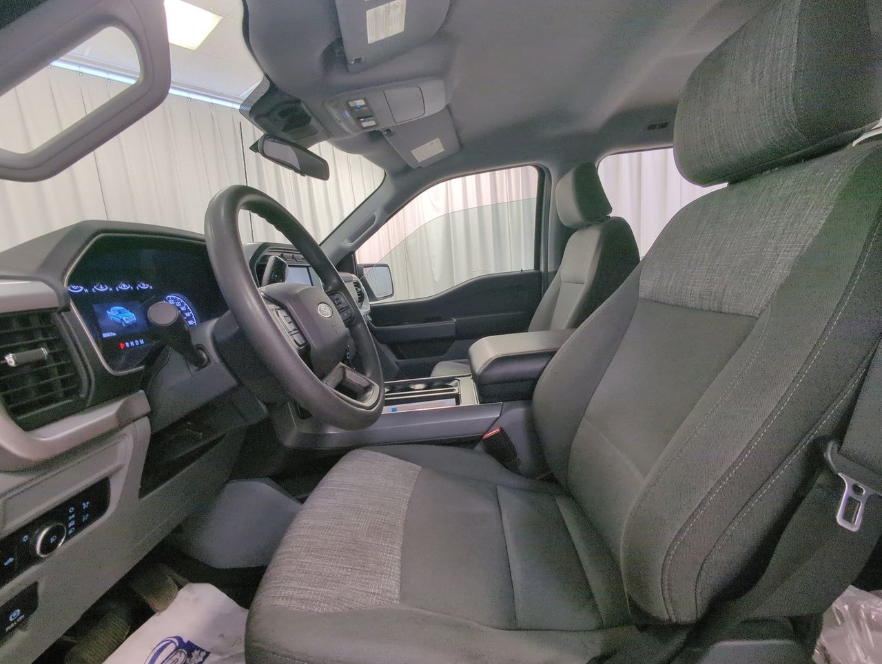 2023 Ford F-150 XLT-10