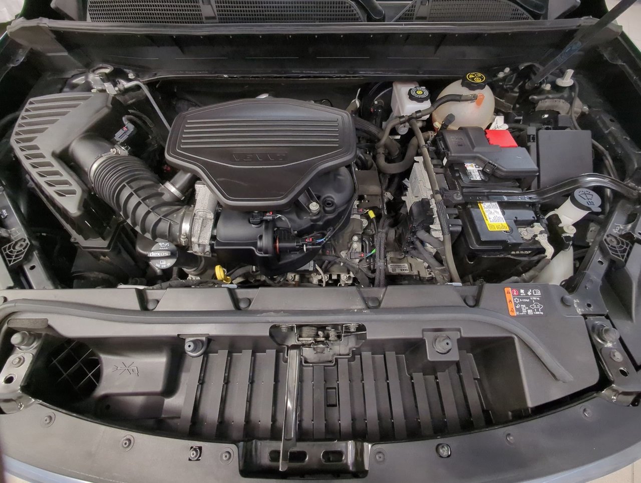 2022 GMC Acadia AT4-26