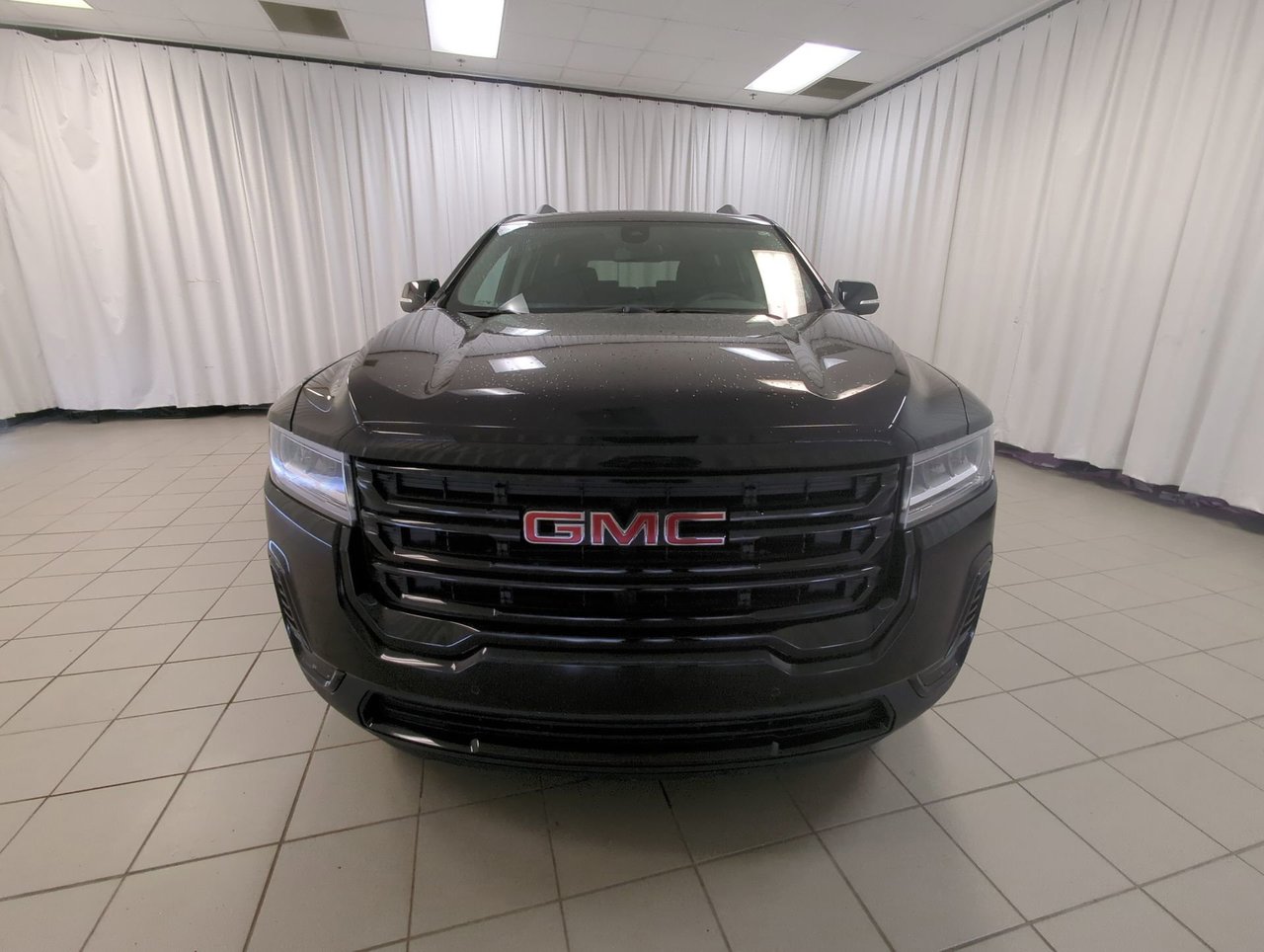 2023 GMC Acadia SLE-2