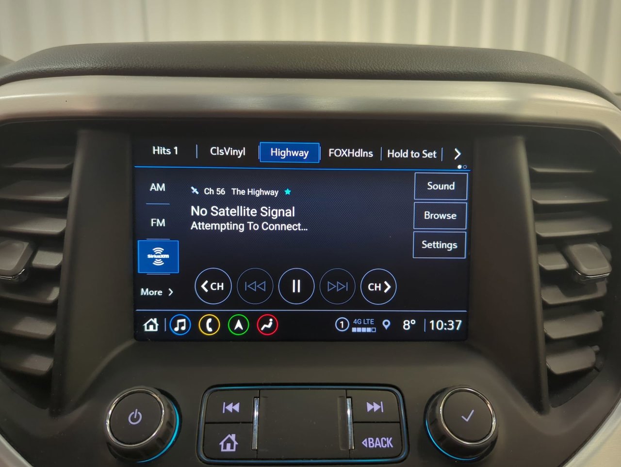 2023 GMC Acadia SLE-15