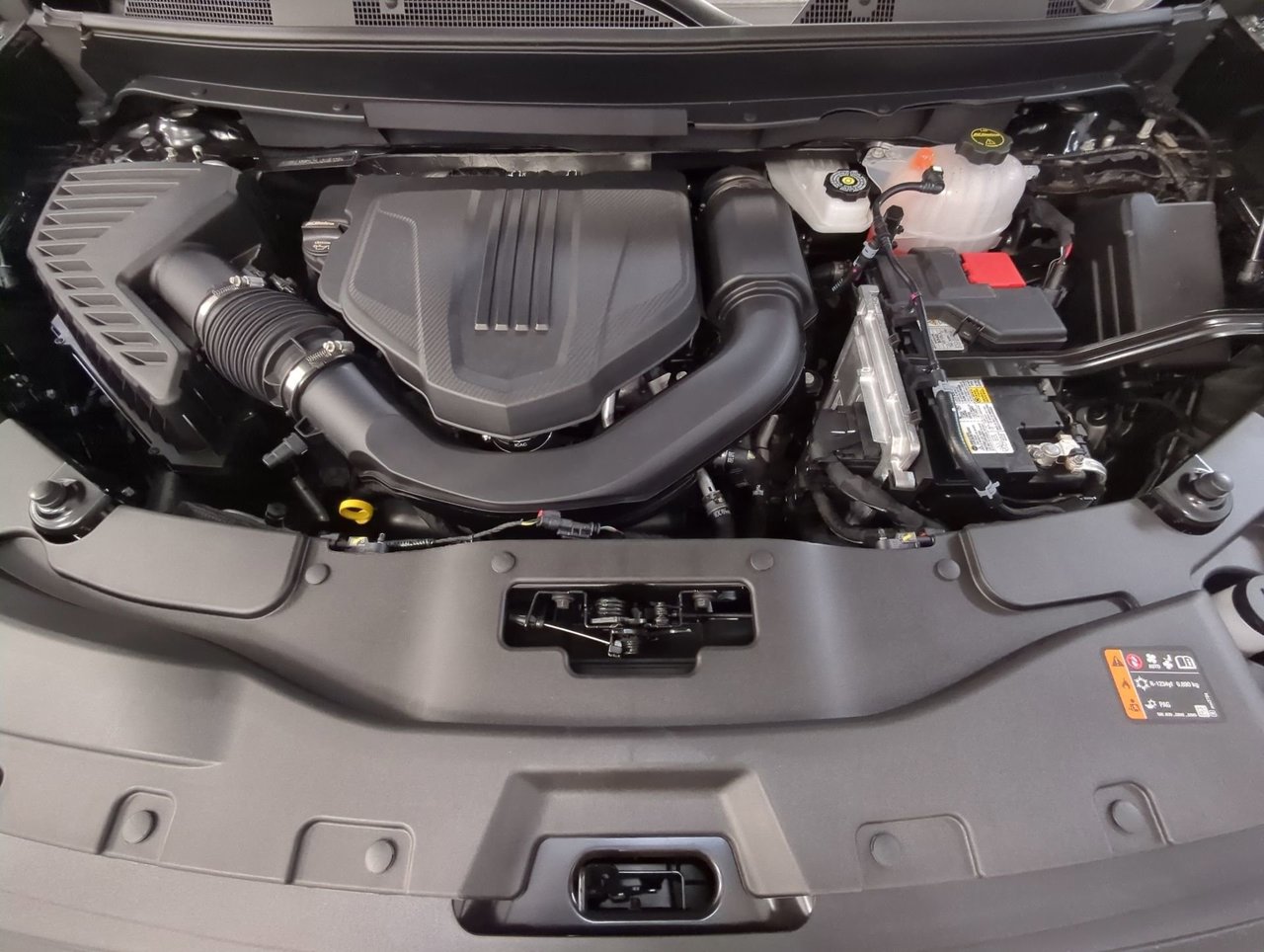2025 GMC Acadia ELEVATION-25