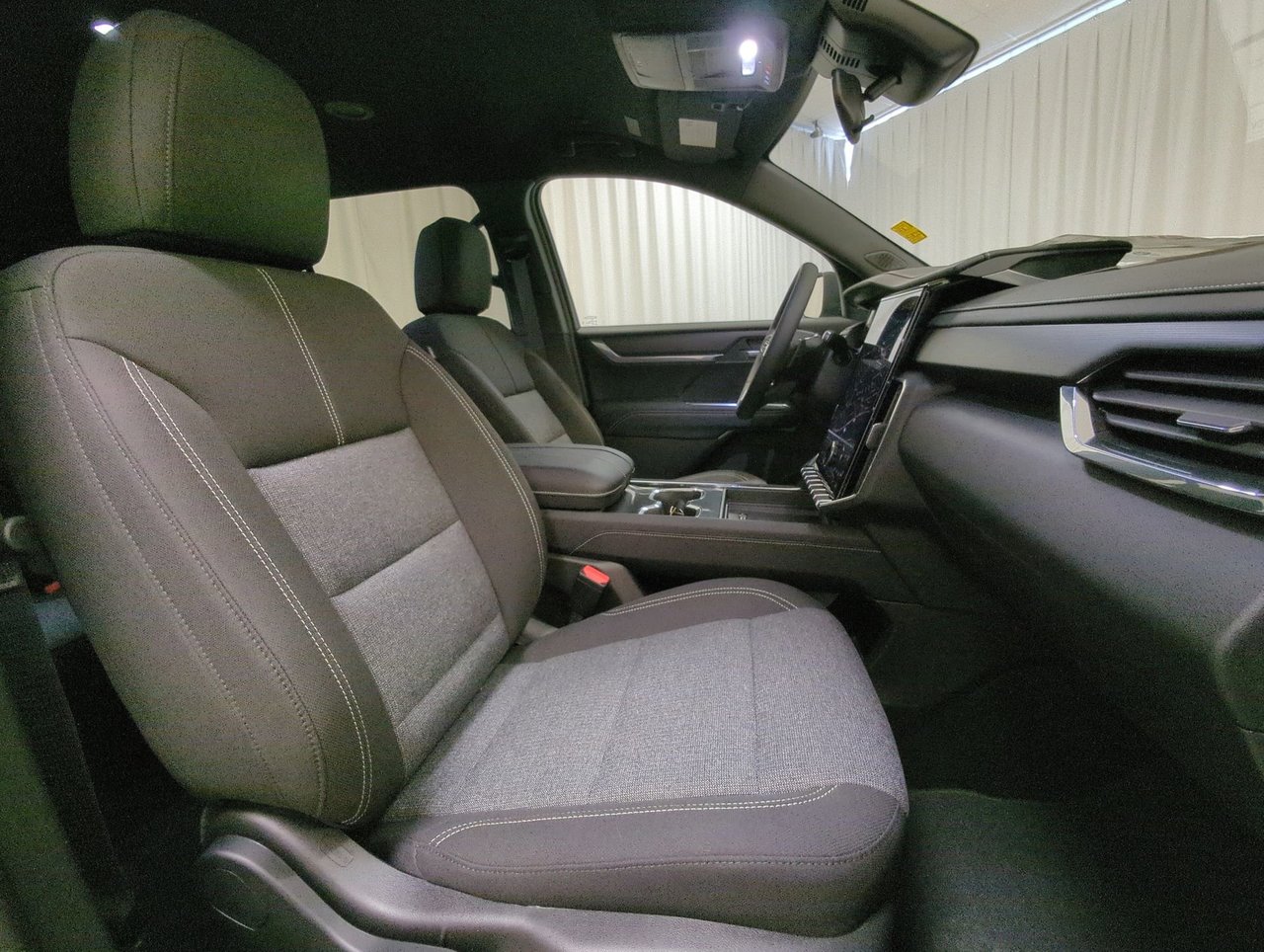 2025 GMC Acadia ELEVATION-24