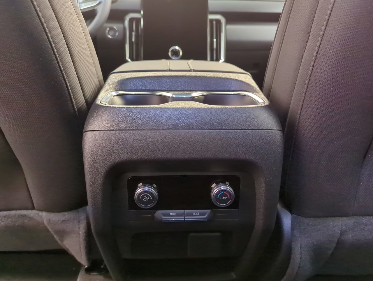 2026 GMC Acadia ELEVATION-20