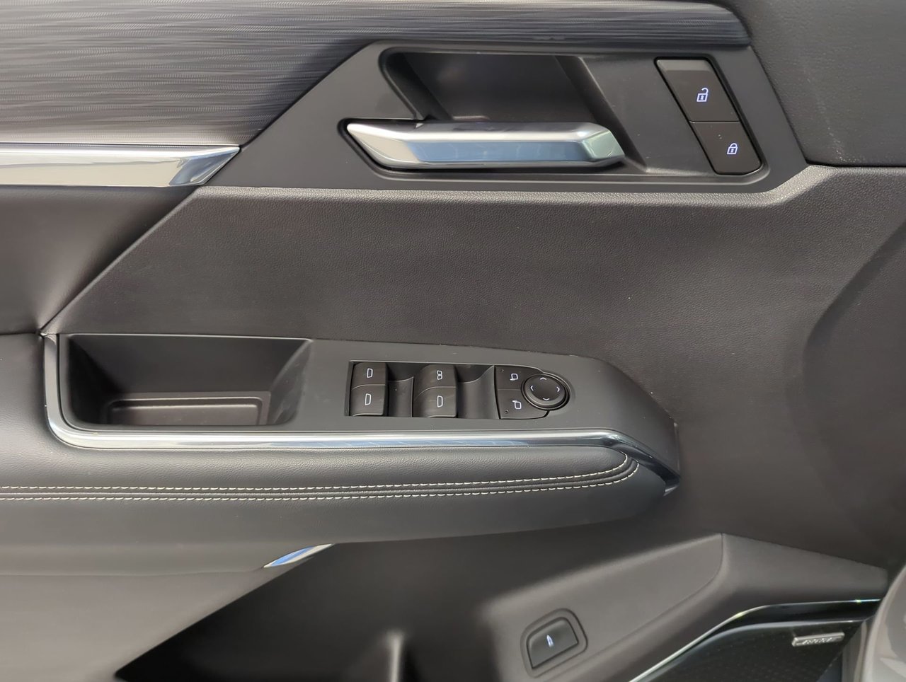 2026 GMC Acadia ELEVATION-12