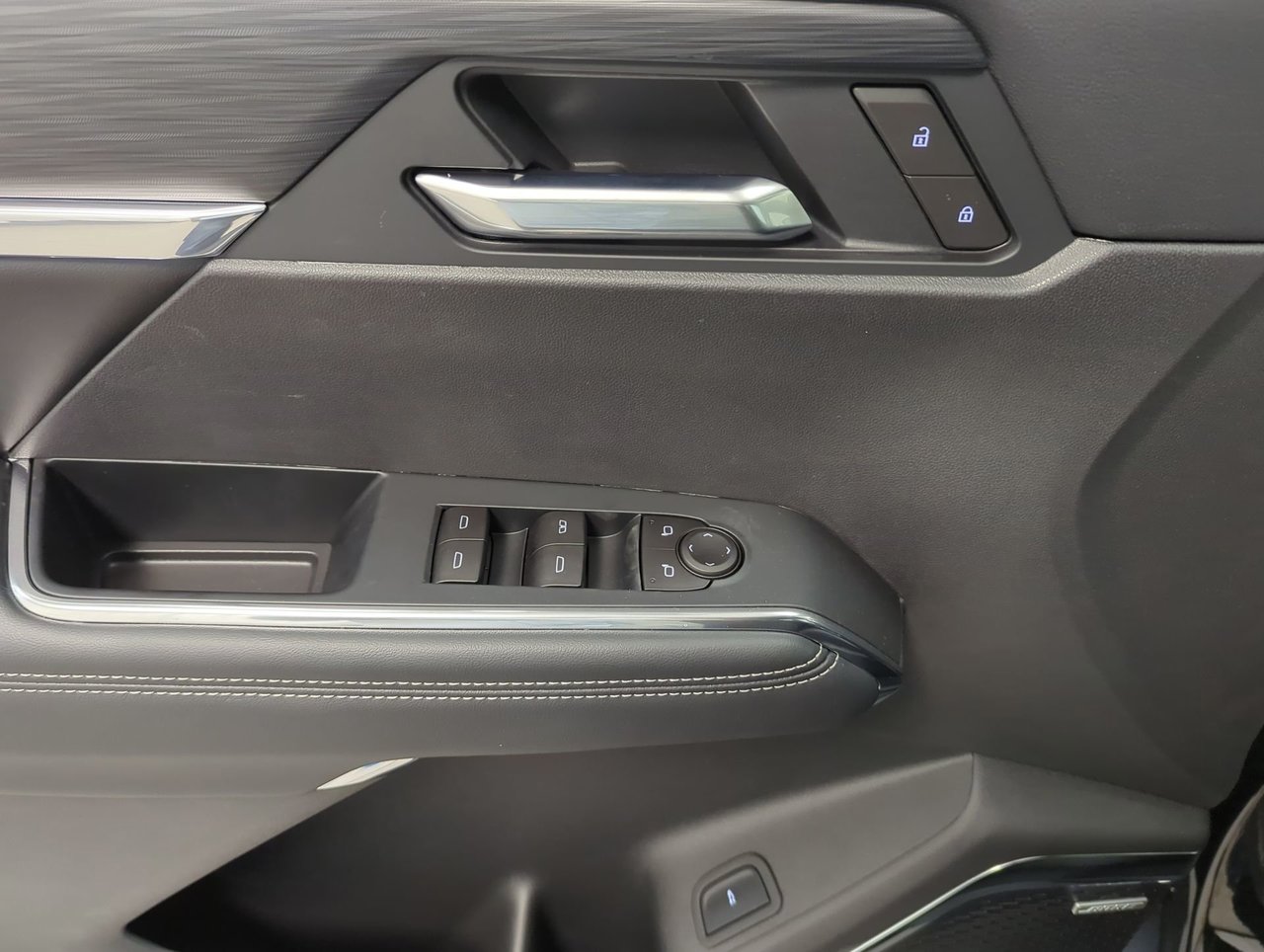 2026 GMC Acadia ELEVATION-12