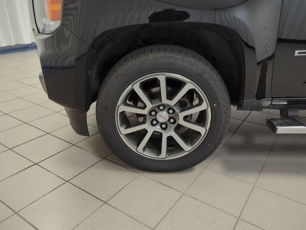 2021 GMC Canyon 4WD Denali-9