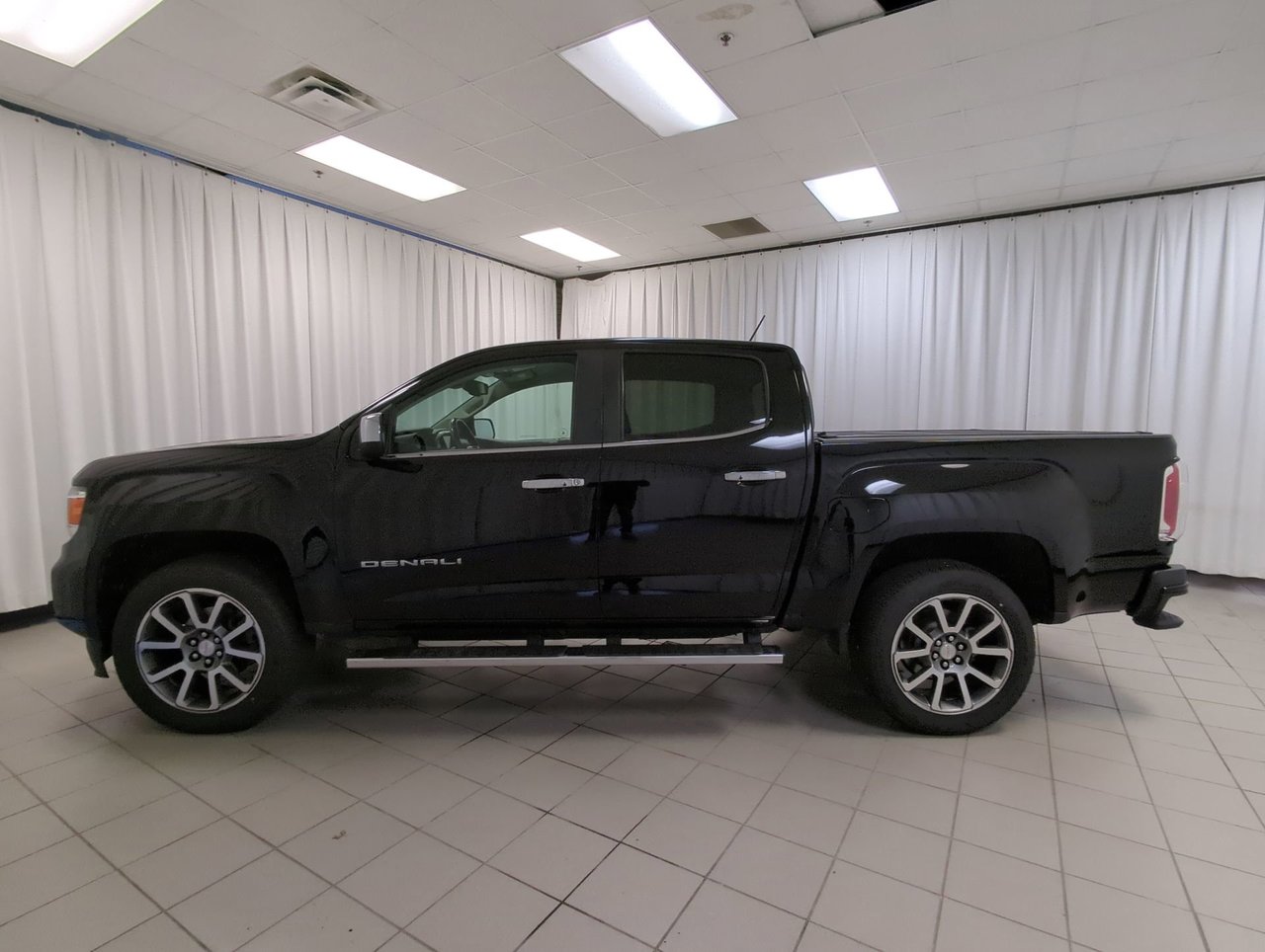 2021 GMC Canyon 4WD Denali-4