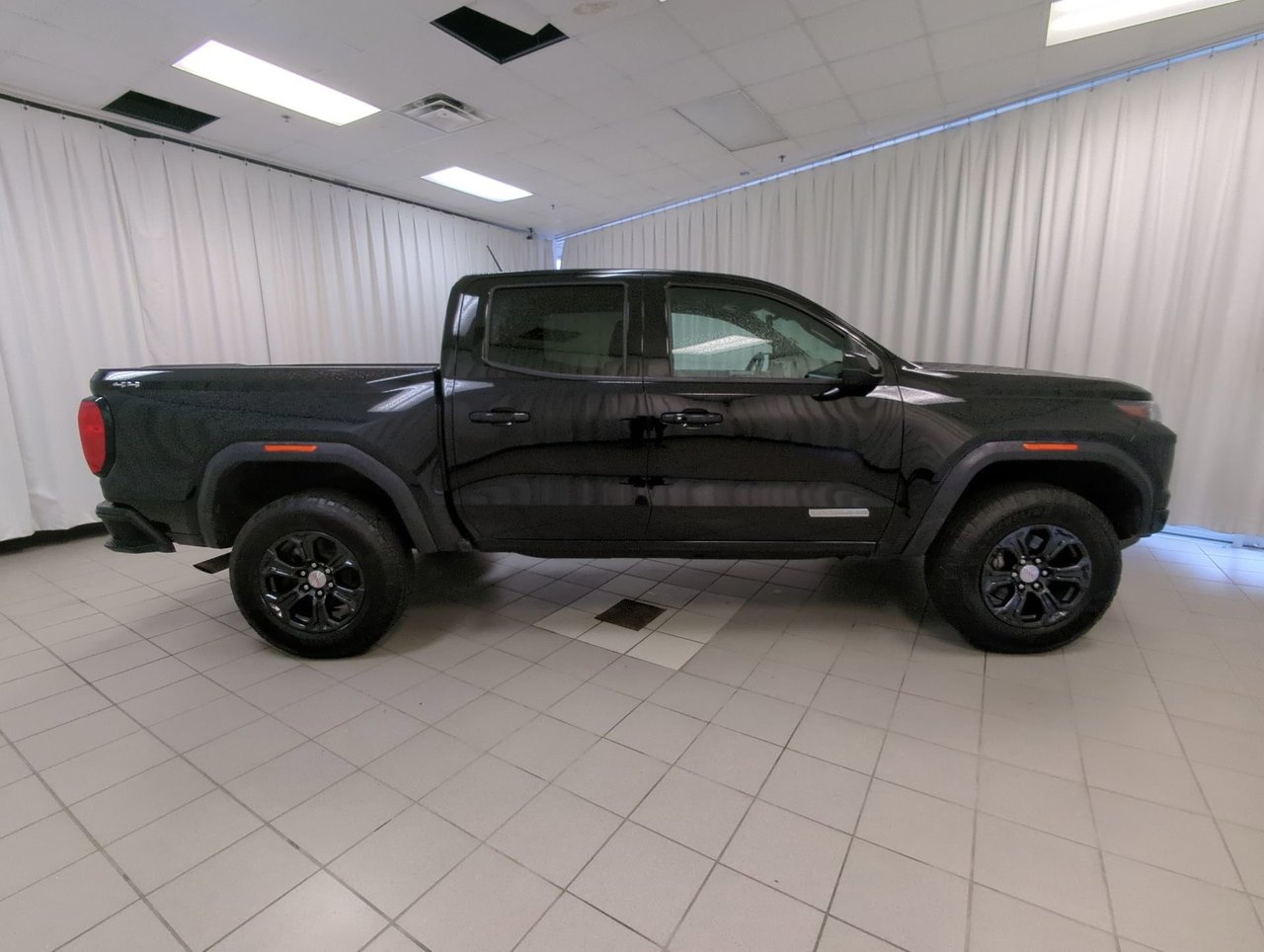 2023 GMC Canyon Elevation-8