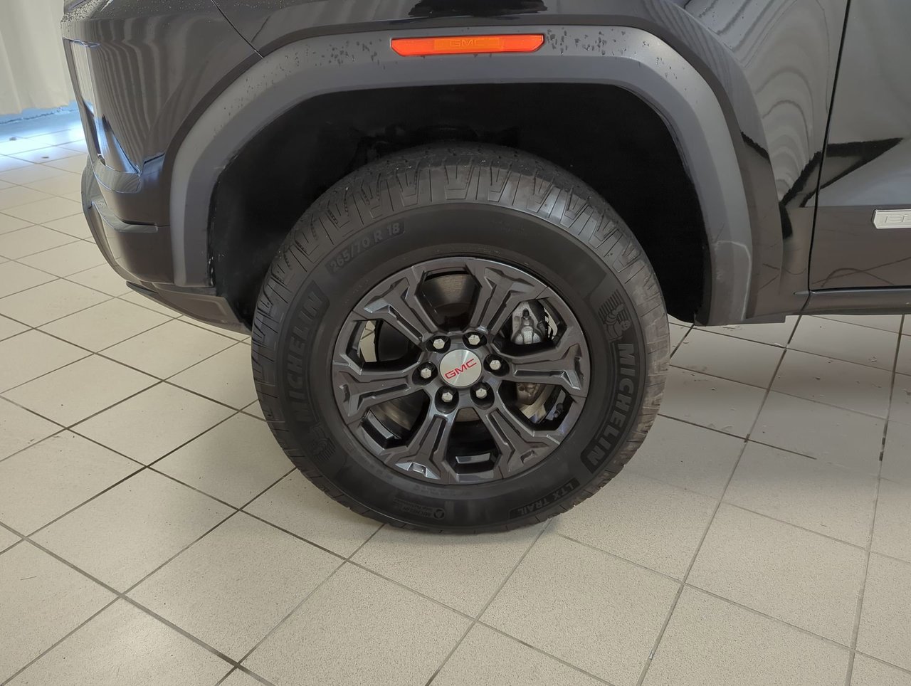 2023 GMC Canyon Elevation-9