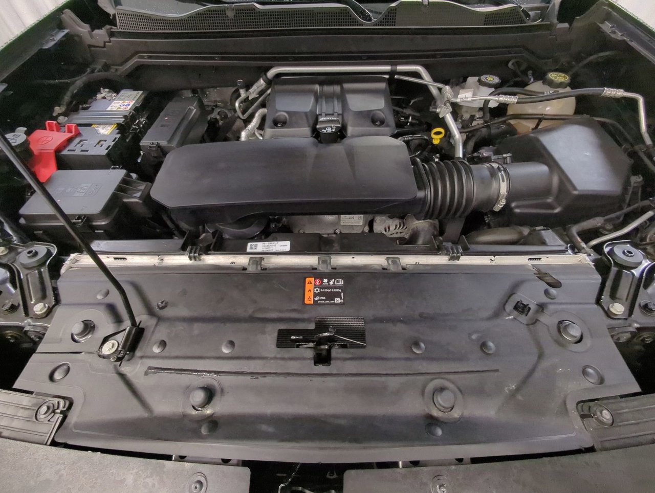 2023 GMC Canyon Elevation-23