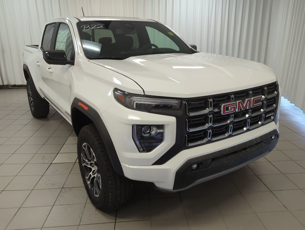 2025 GMC Canyon AT4-1