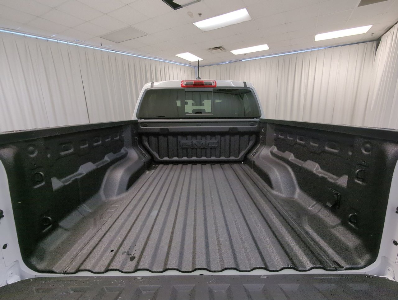 2025 GMC Canyon AT4-23