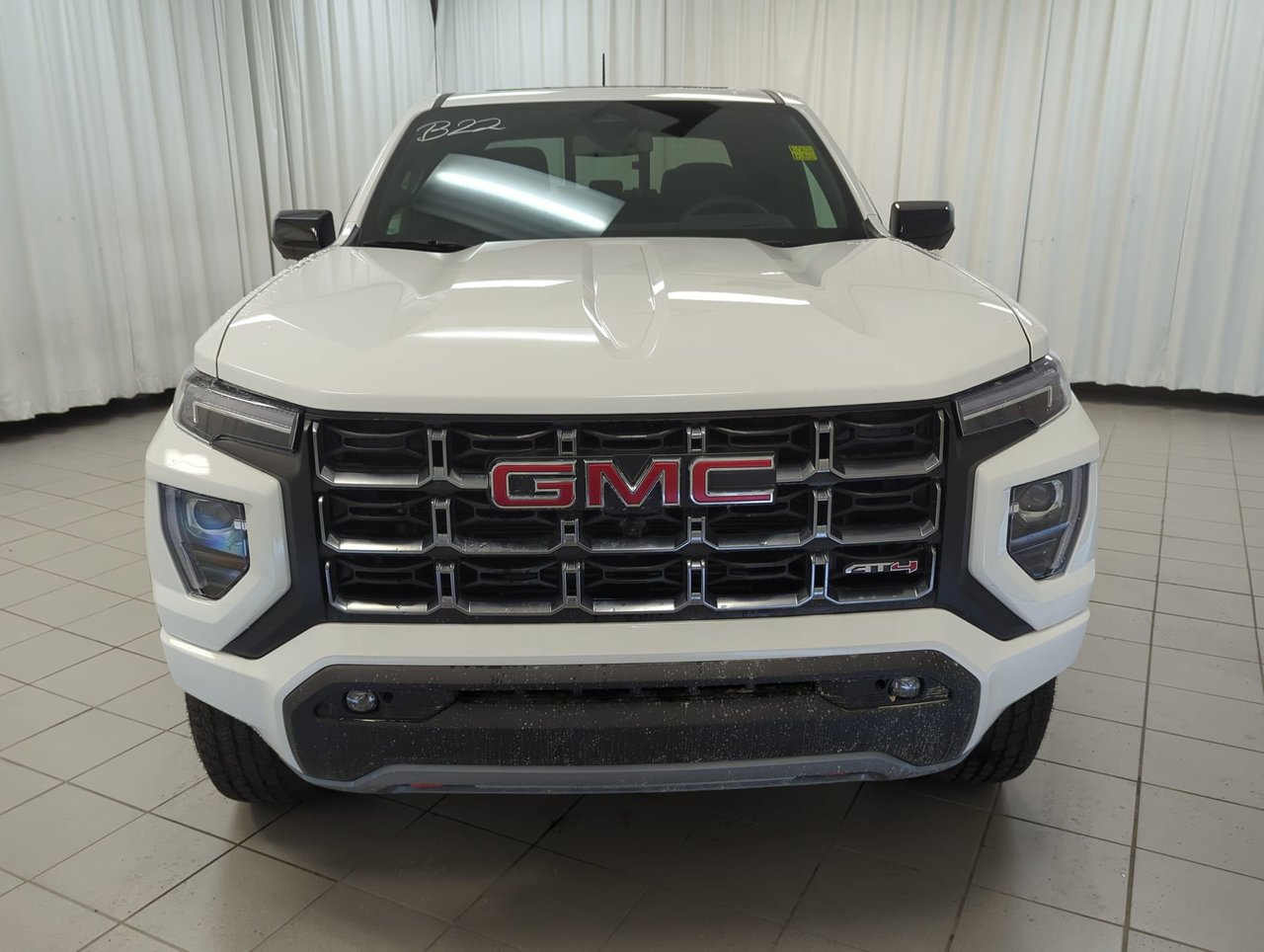 2025 GMC Canyon AT4-2
