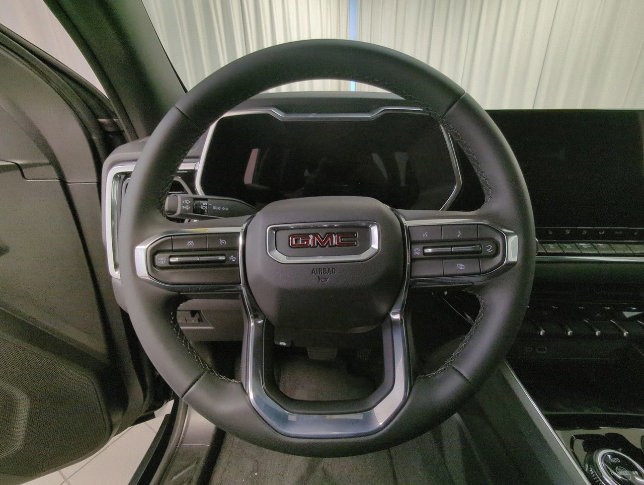 2026 GMC Canyon ELEVATION-13