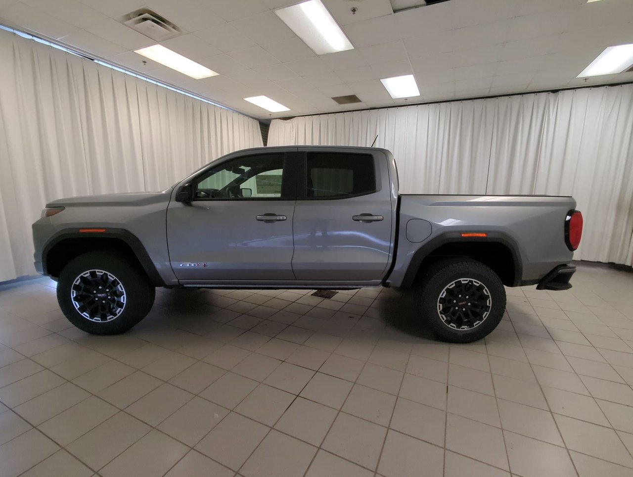 2026 GMC Canyon AT4-4