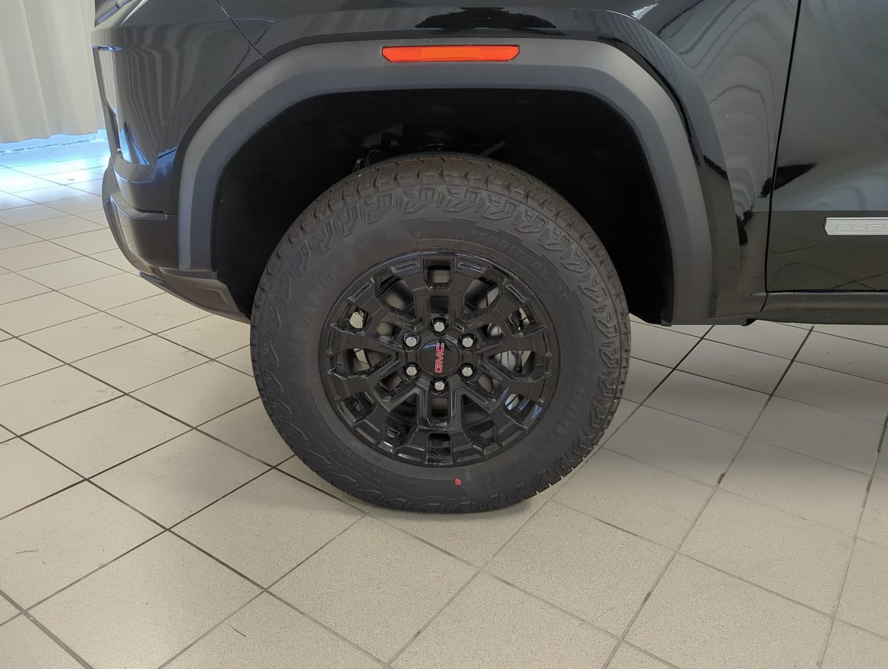 2026 GMC Canyon ELEVATION-9