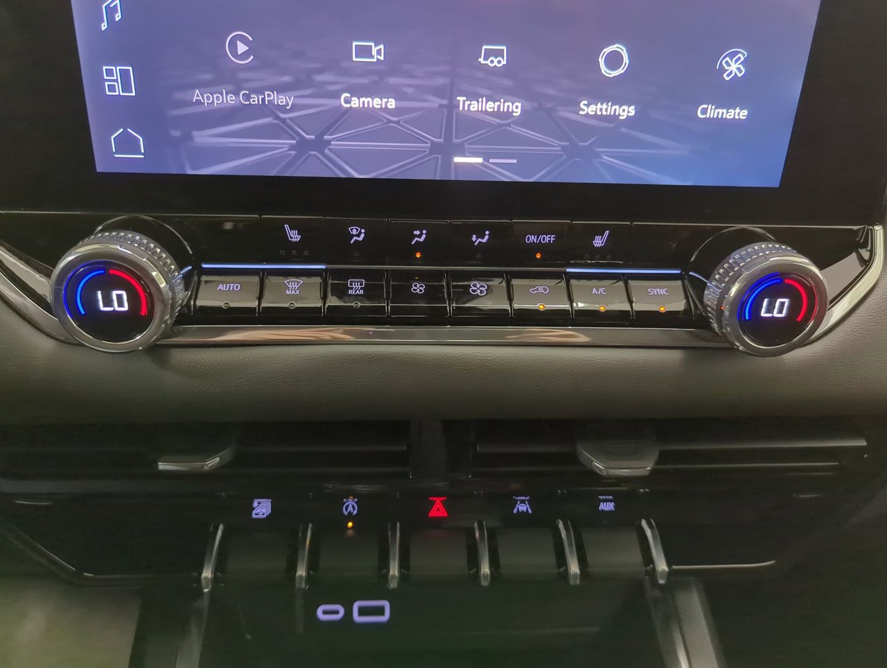 2026 GMC Canyon ELEVATION-18