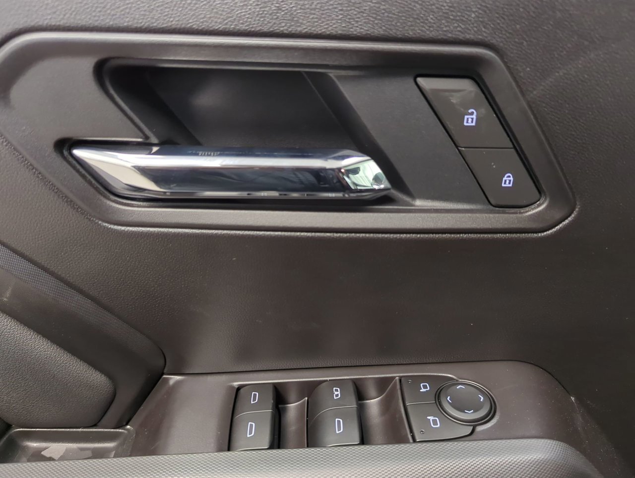 2026 GMC Canyon ELEVATION-12