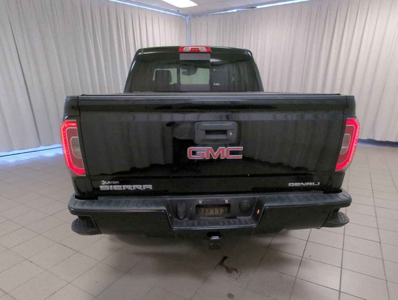 2018 GMC Sierra 1500 Denali-6