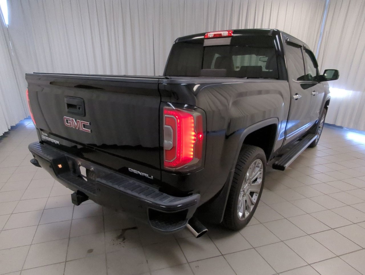 2018 GMC Sierra 1500 Denali-7