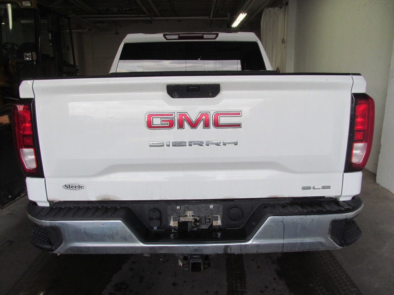 2021 GMC Sierra 1500 SLE-2