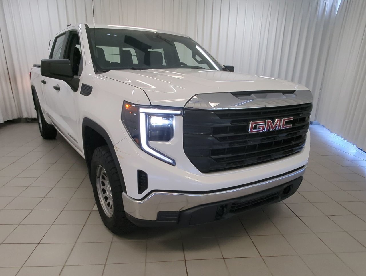 2023 GMC Sierra 1500 Pro-1