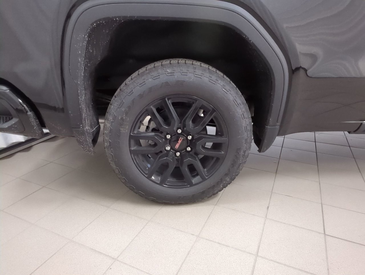 2025 GMC Sierra 1500 ELEVATION-9