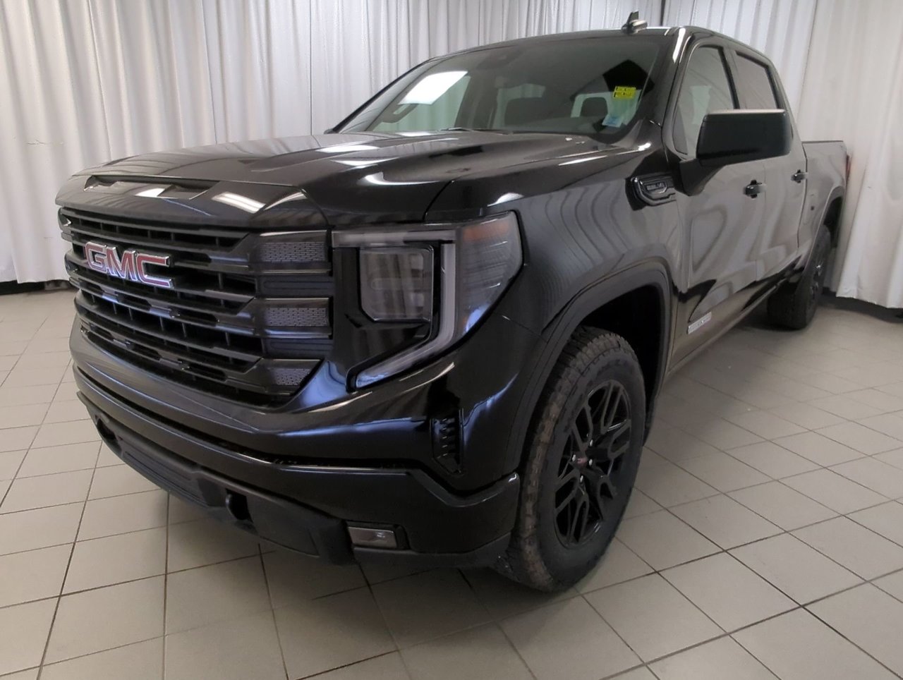 2025 GMC Sierra 1500 ELEVATION-3