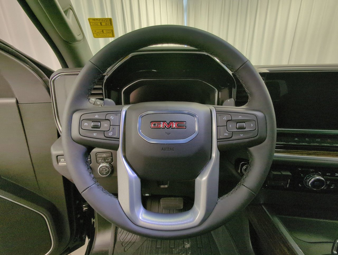 2025 GMC Sierra 1500 ELEVATION-13