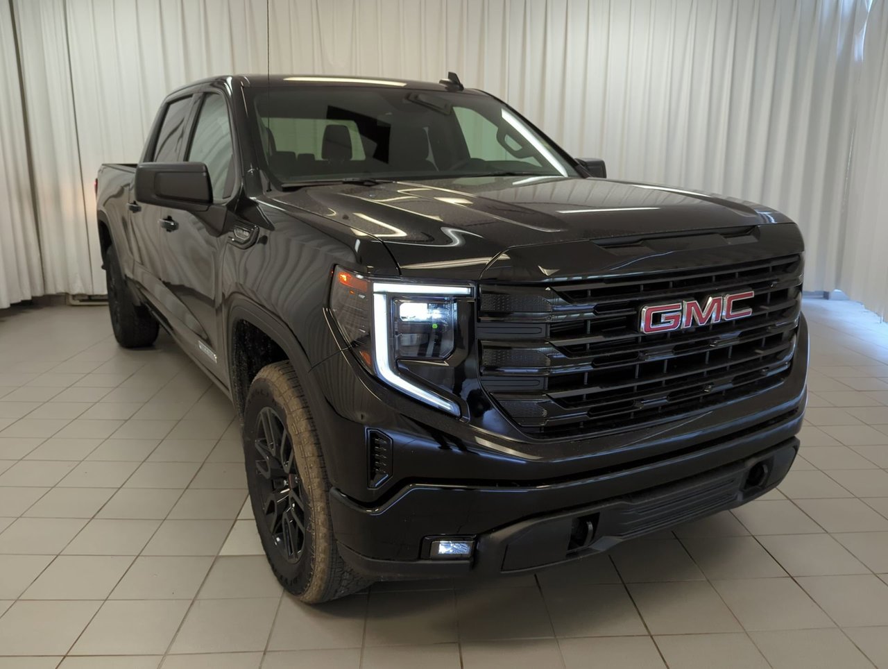 2025 GMC Sierra 1500 ELEVATION-1