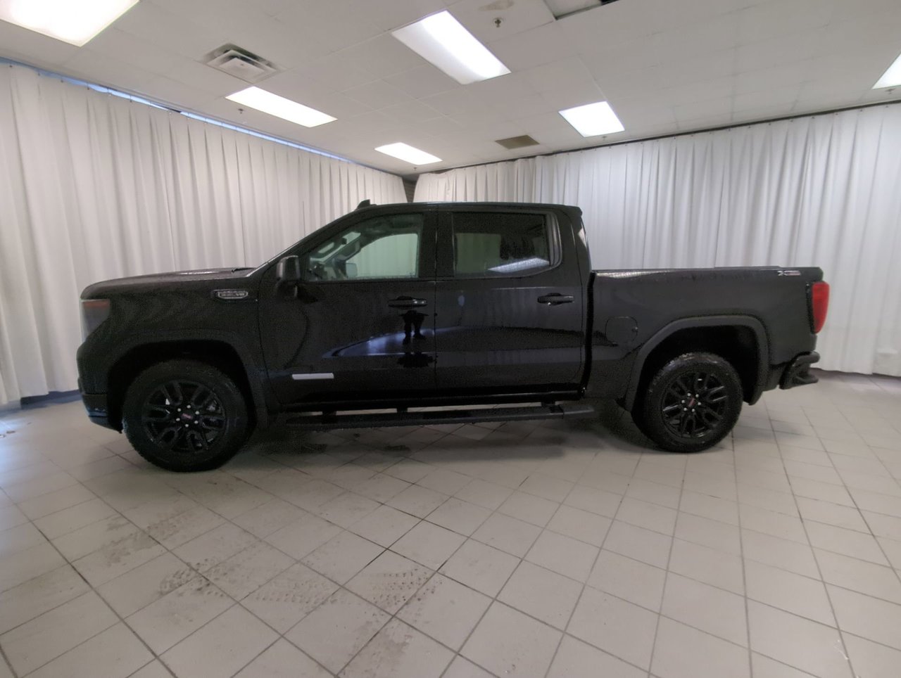 2025 GMC Sierra 1500 ELEVATION-4