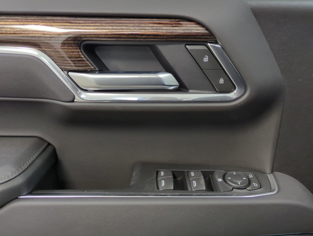 2025 GMC Sierra 1500 ELEVATION-12