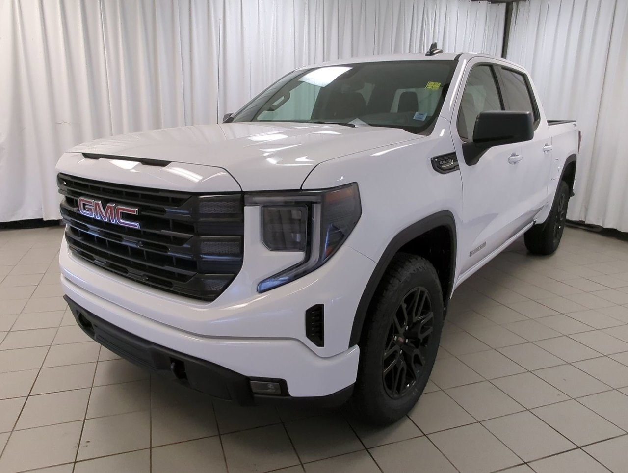 2025 GMC Sierra 1500 ELEVATION-3