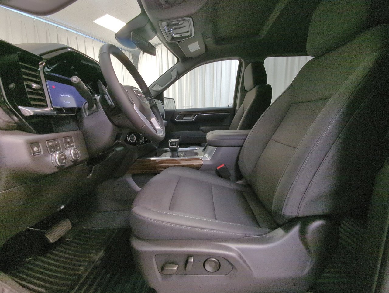 2026 GMC Sierra 1500 ELEVATION-10