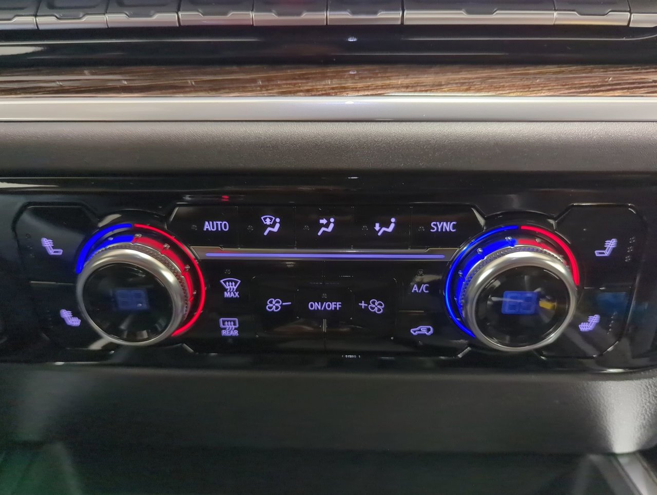 2026 GMC Sierra 1500 ELEVATION-18