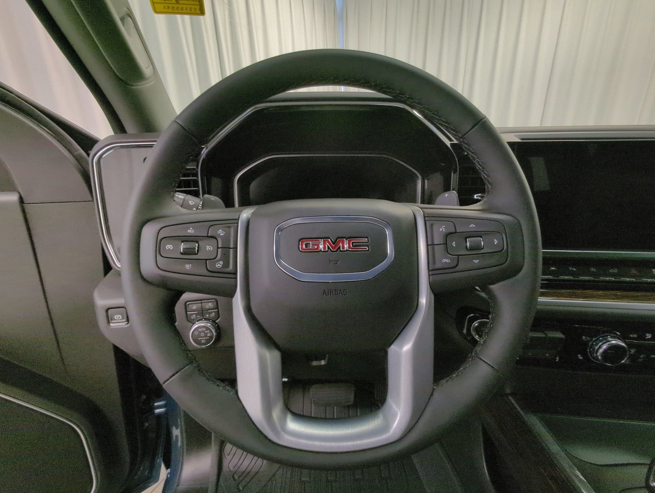 2026 GMC Sierra 1500 ELEVATION-13